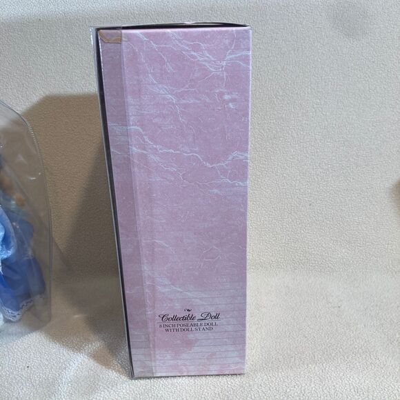 Vintage Vogue Ginny Dolls and Clothes with‎ Trunk and Stands Lot - Mixed Years - Picture 8 of 16